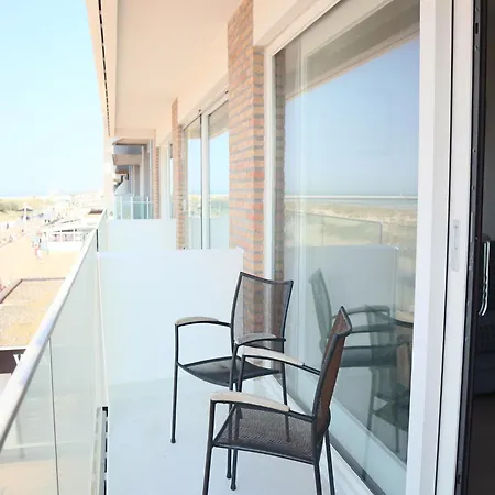 In By The Beach, Cleaning Included Nieuwpoort