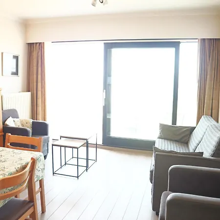 Apartment In By The Beach, Cleaning Included Nieuwpoort